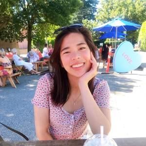 Meet your Posher, Nicole